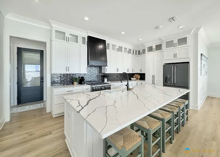 Holiday home Waterfront Luxury For 10 Pool Fireplace Gulf Shores