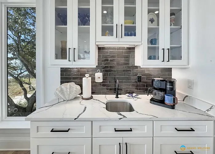 Holiday home Waterfront Luxury For 10 Pool Fireplace Gulf Shores