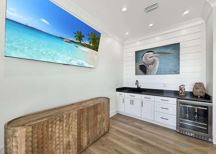 Waterfront Luxury For 10 Pool Fireplace Gulf Shores