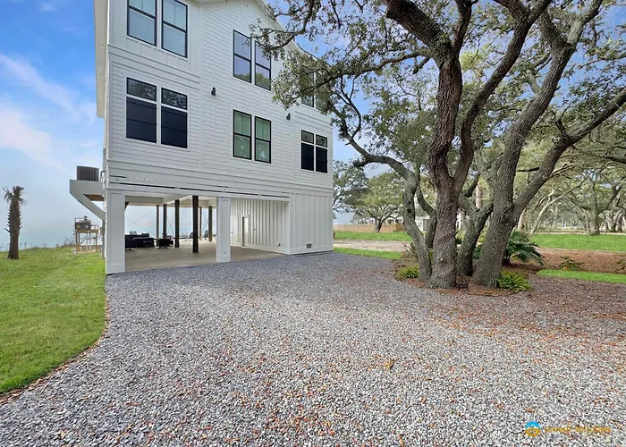 Waterfront Luxury For 10 Pool Fireplace *